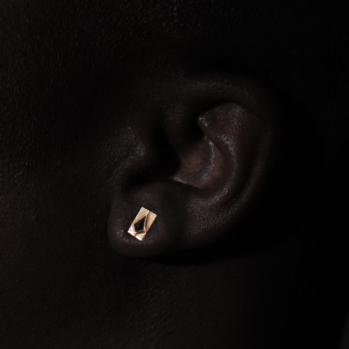 Shield Stud with Black Spinel