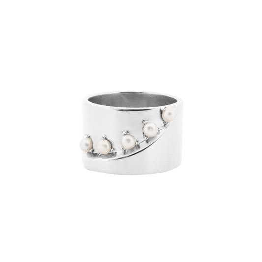 Pearls Cadence Ring